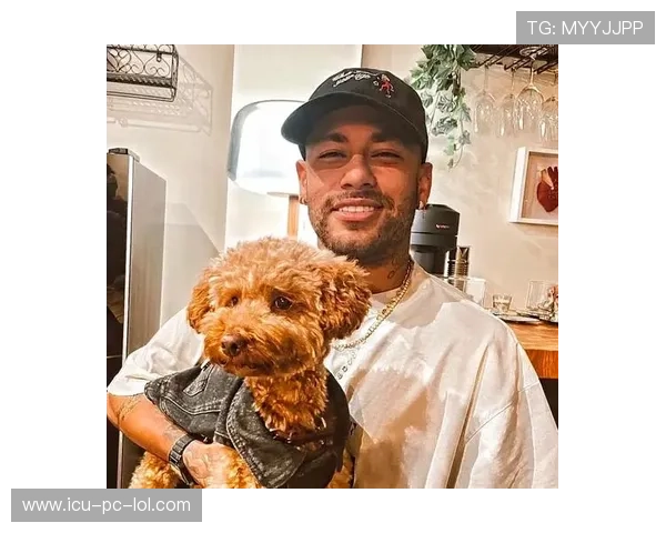 足球巨星头像集锦精彩呈现 经典球员形象尽收眼底