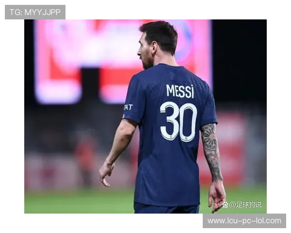 足球迷眼中的球星:荣耀与期待交织的传奇之路 足球迷眼中的球星:荣耀与期待交织的传奇之路